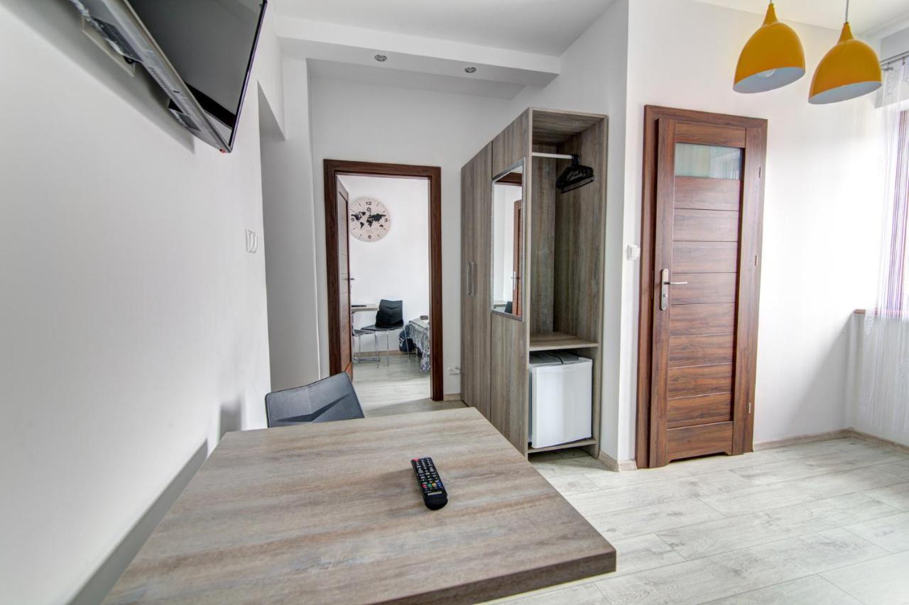 Willa Pod Zegarem - W Cenie Parking, Szybkie Wifi, Duzy Ogrod, Wiata Grilowa! Krynica Zdroj Εξωτερικό φωτογραφία