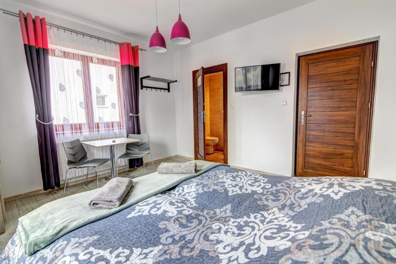 Willa Pod Zegarem - W Cenie Parking, Szybkie Wifi, Duzy Ogrod, Wiata Grilowa! Krynica Zdroj Εξωτερικό φωτογραφία