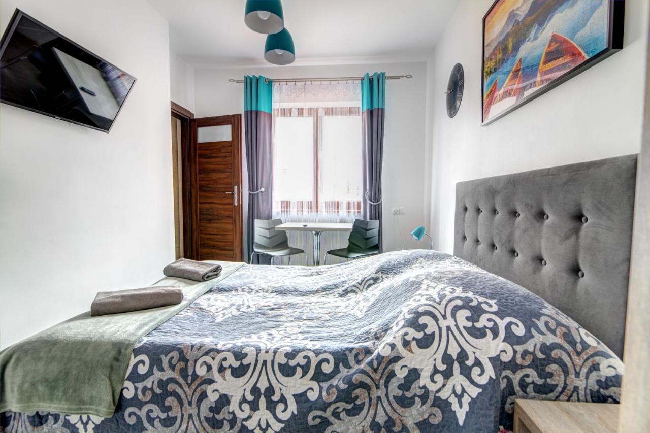 Willa Pod Zegarem - W Cenie Parking, Szybkie Wifi, Duzy Ogrod, Wiata Grilowa! Krynica Zdroj Δωμάτιο φωτογραφία